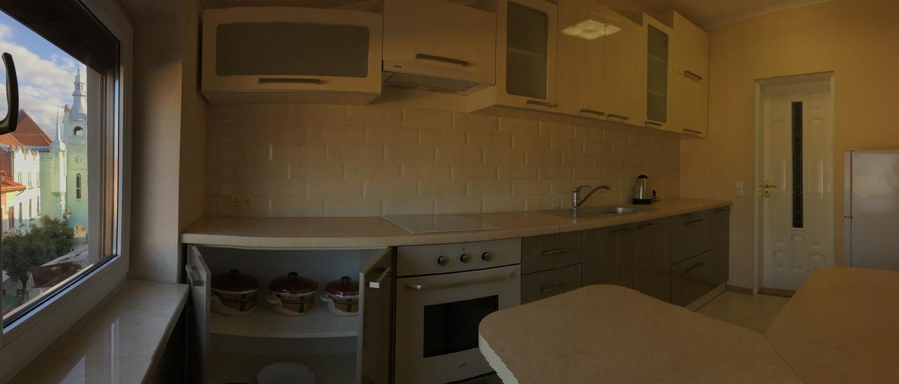 Panoramic View Top Floor Apartment In The City Center มุกาเชเว ภายนอก รูปภาพ